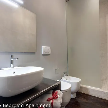 Calzaiuoli Apartments By Mamo Florence Room photo